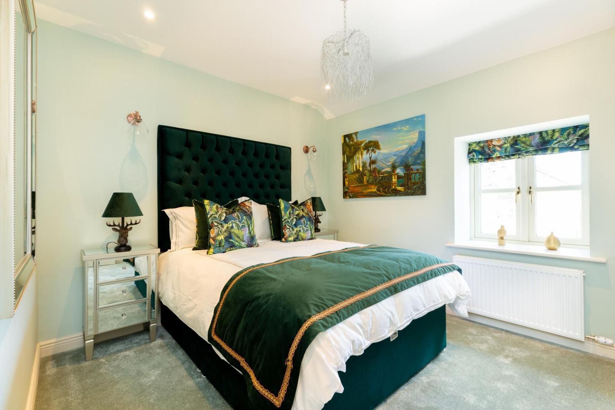 Bective Stud Apartments Наван Екстериор снимка