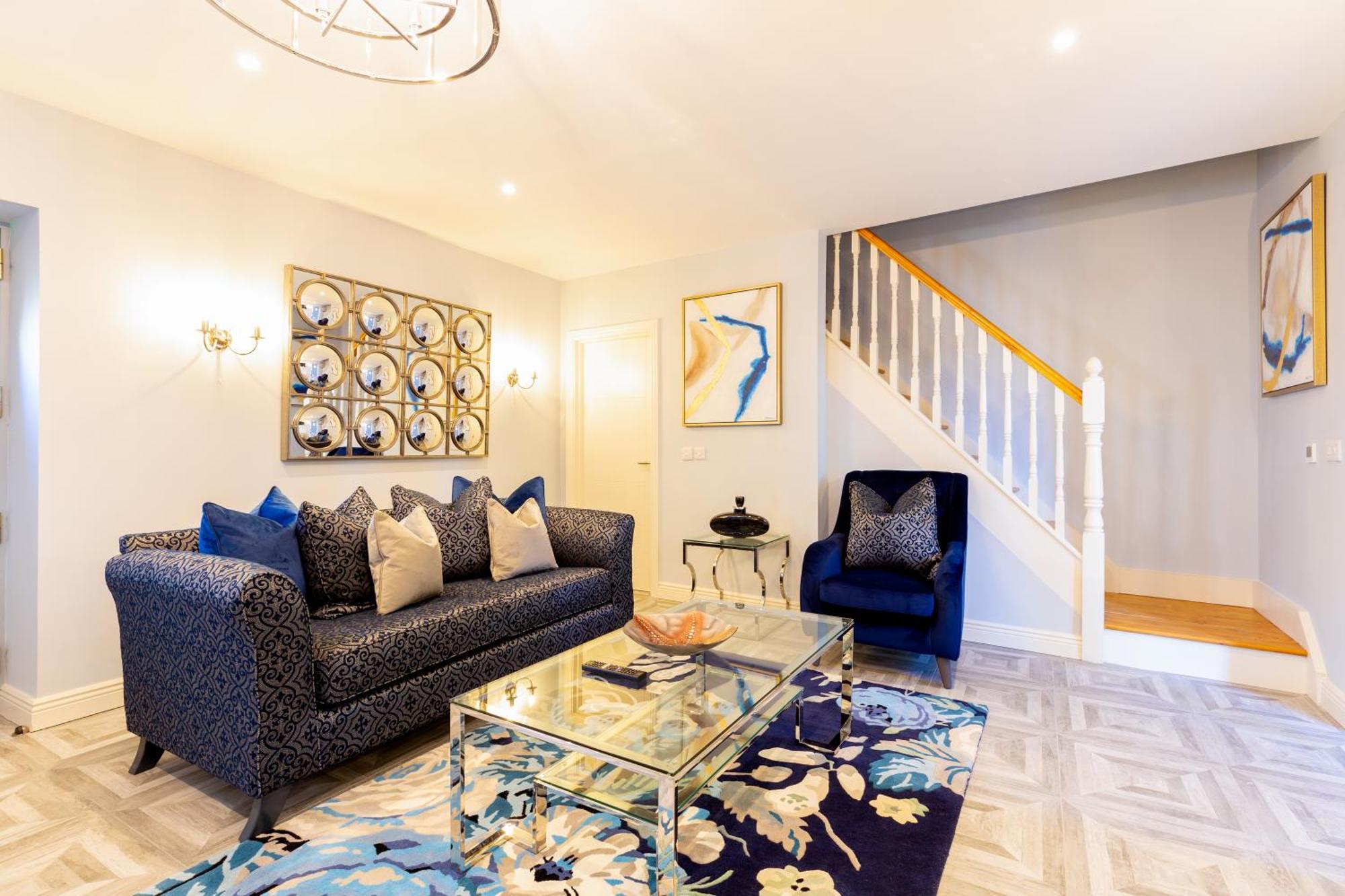 Bective Stud Apartments Наван Екстериор снимка