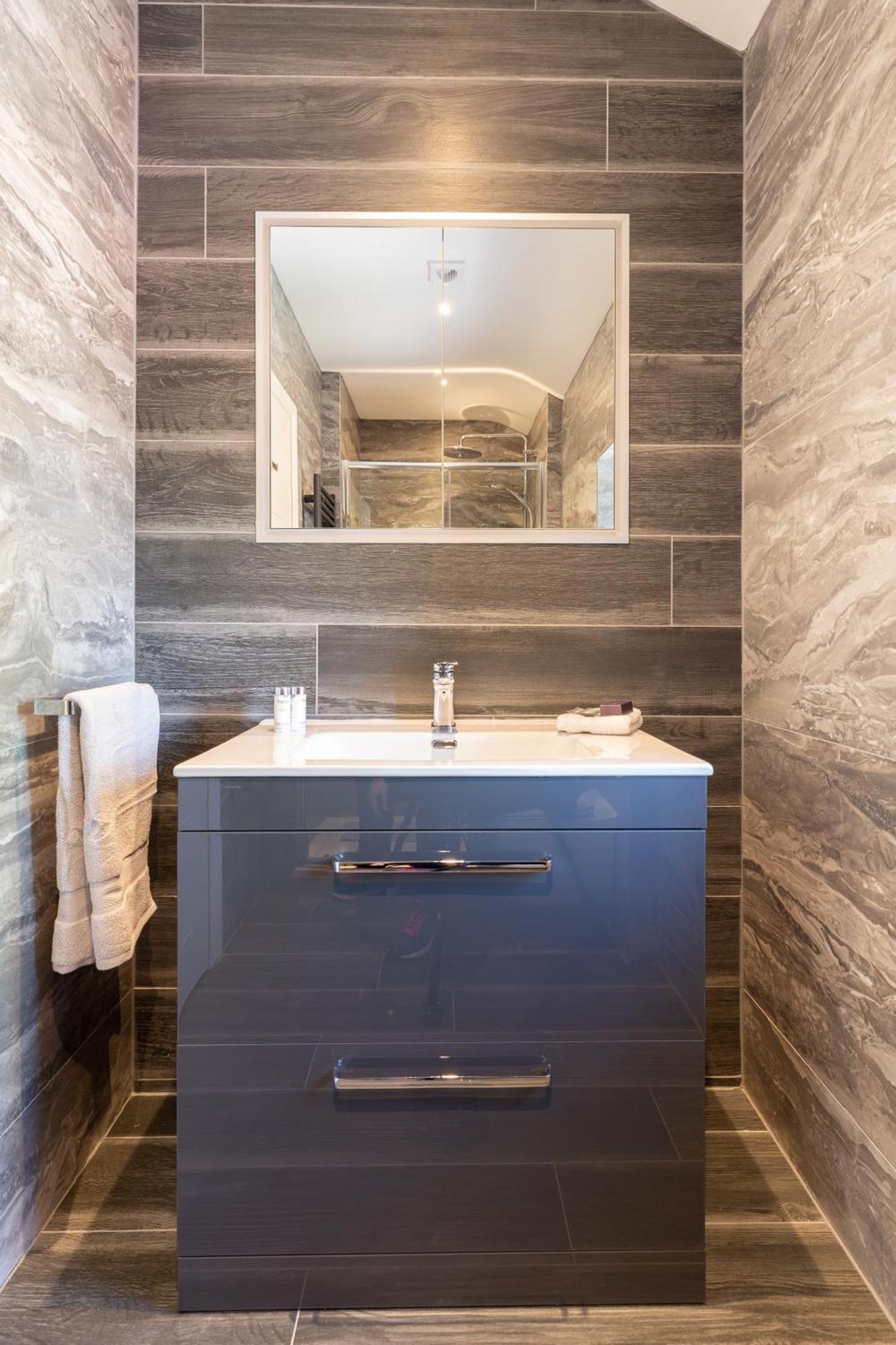 Bective Stud Apartments Наван Екстериор снимка